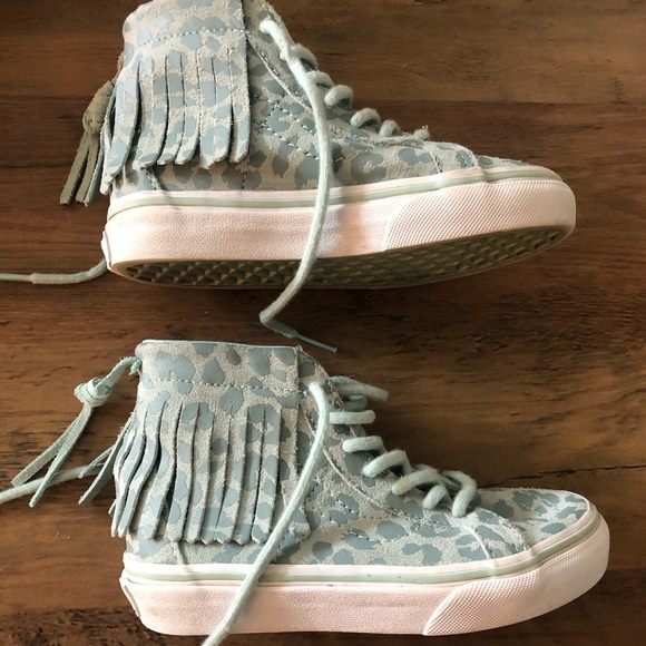 SOLD—-Girls Vans - Picture 1 of 3